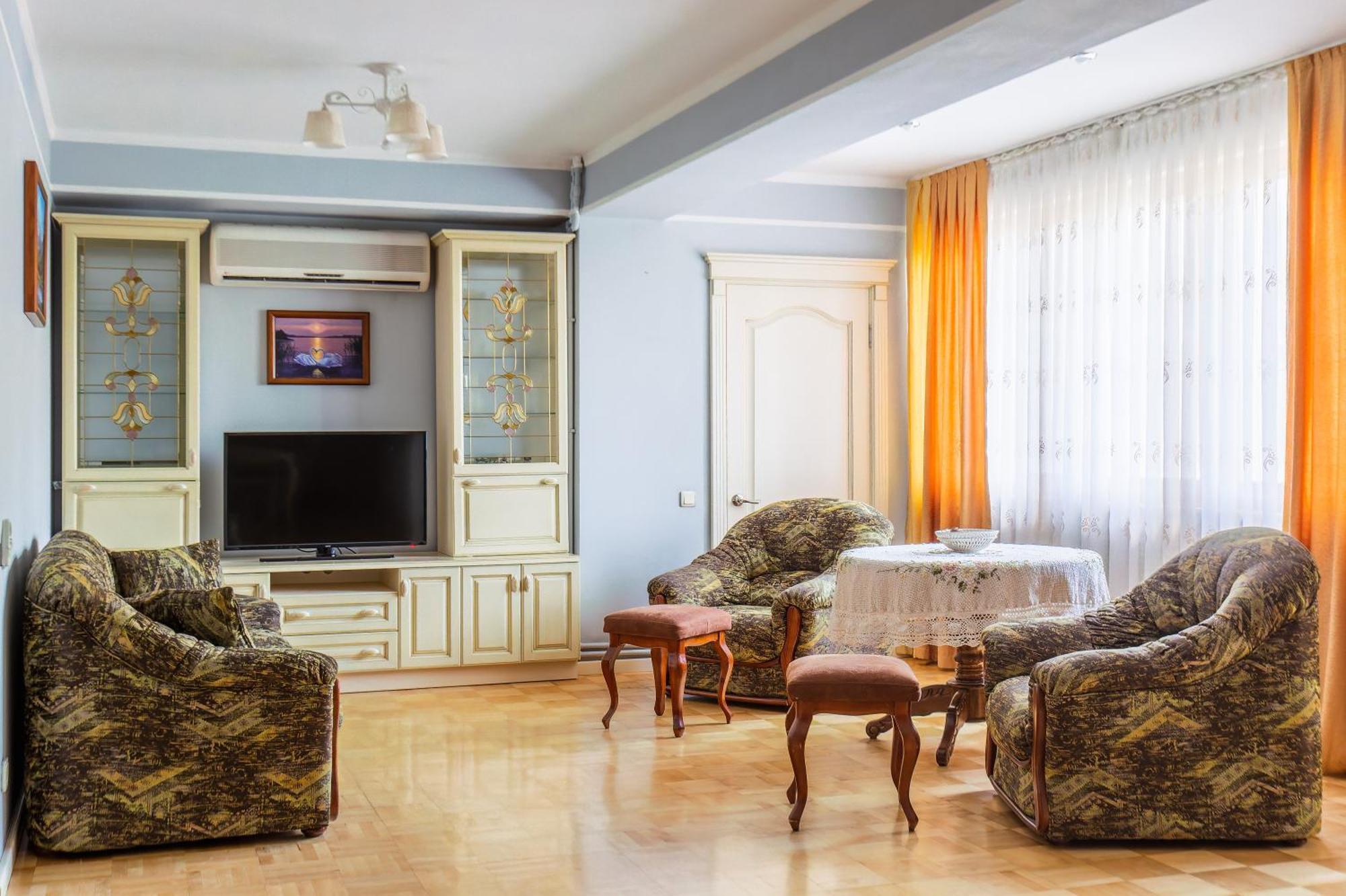 Downtown Big Apartment Tashkent Luaran gambar